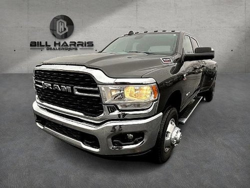 2022 RAM 3500 Big Horn 4x4 Crew Cab 8' Box