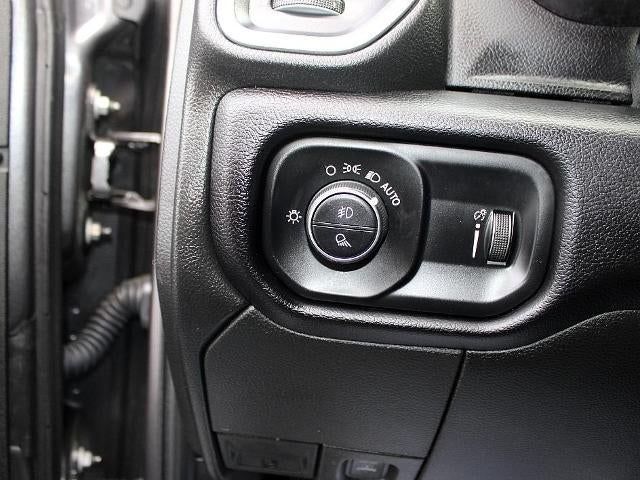 2022 RAM 3500 Big Horn 4x4 Crew Cab 8' Box