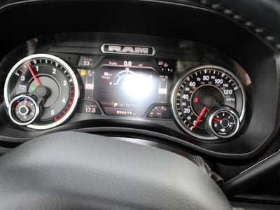 2022 RAM 3500 Big Horn 4x4 Crew Cab 8' Box