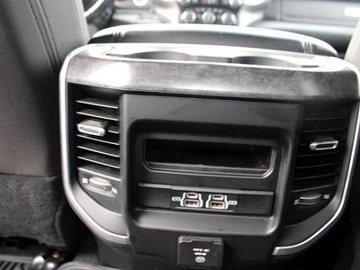 2022 RAM 3500 Big Horn 4x4 Crew Cab 8' Box