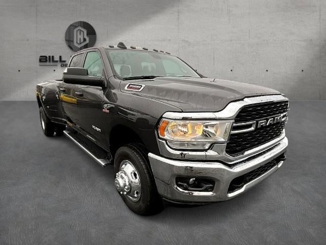 2022 RAM 3500 Big Horn 4x4 Crew Cab 8' Box