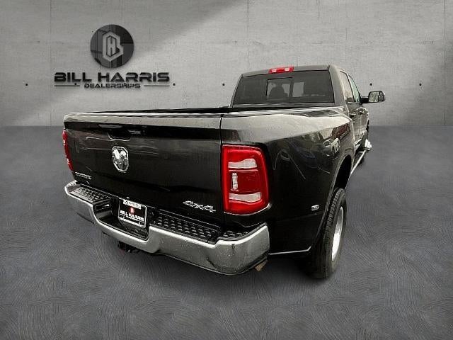2022 RAM 3500 Big Horn 4x4 Crew Cab 8' Box