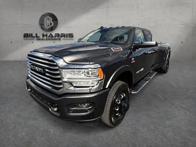 2022 RAM 3500 Longhorn 4x4 Crew Cab 8' Box