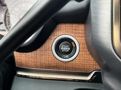 2019 RAM 3500 Longhorn 4x4 Crew Cab 8' Box