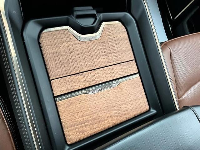2019 RAM 3500 Longhorn 4x4 Crew Cab 8' Box