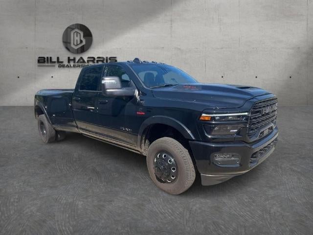 2025 RAM 3500 Limited 4x4 Crew Cab 8' Box