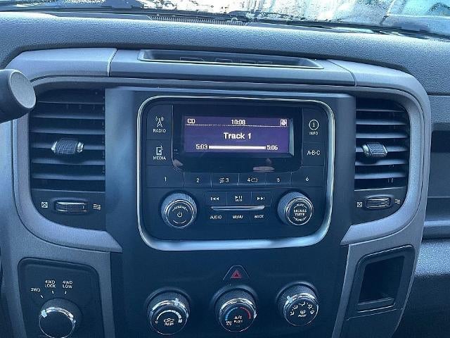 2014 RAM 1500 4WD Crew Cab 5.7 Ft Box Express