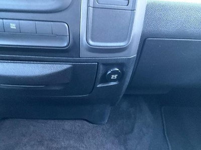 2014 RAM 1500 4WD Crew Cab 5.7 Ft Box Express