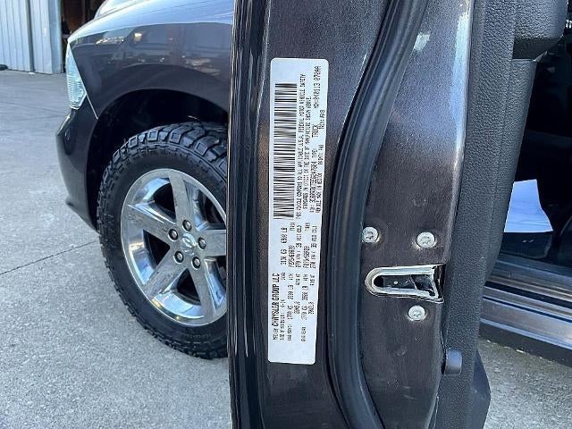 2014 RAM 1500 4WD Crew Cab 5.7 Ft Box Express