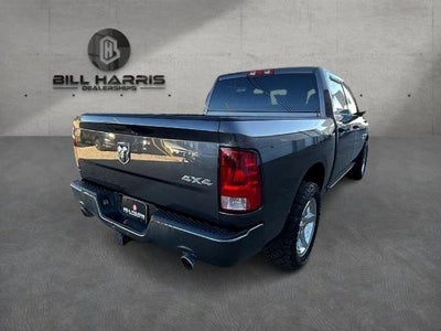 2014 RAM 1500 4WD Crew Cab 5.7 Ft Box Express