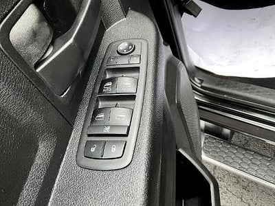 2018 RAM 2500 Tradesman 4x4 Crew Cab 6'4" Box