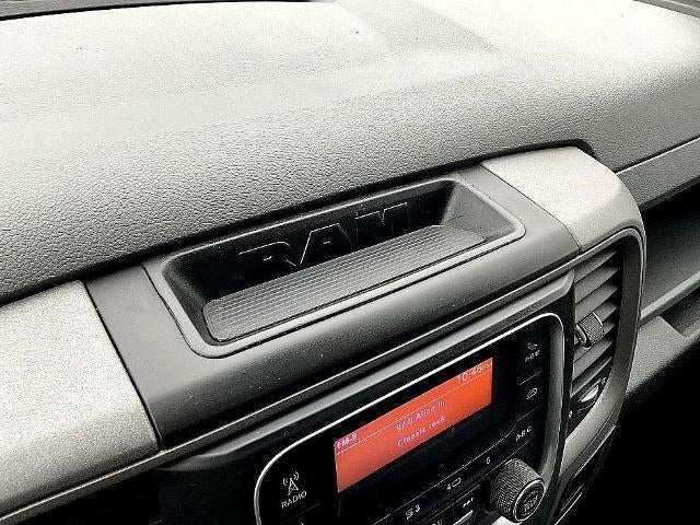 2018 RAM 2500 Tradesman 4x4 Crew Cab 6'4" Box