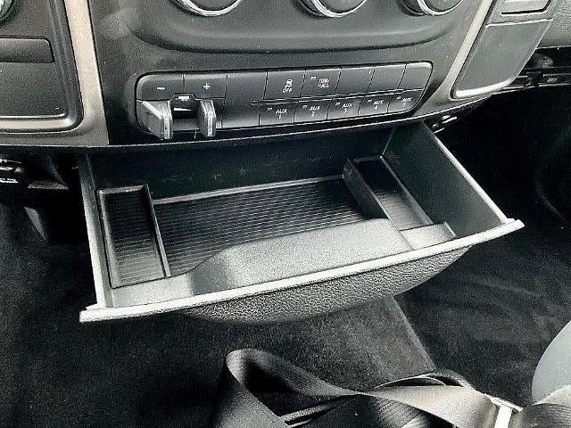 2018 RAM 2500 Tradesman 4x4 Crew Cab 6'4" Box