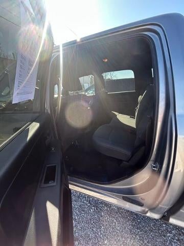 2022 RAM 2500 Tradesman 4x4 Crew Cab 6'4" Box