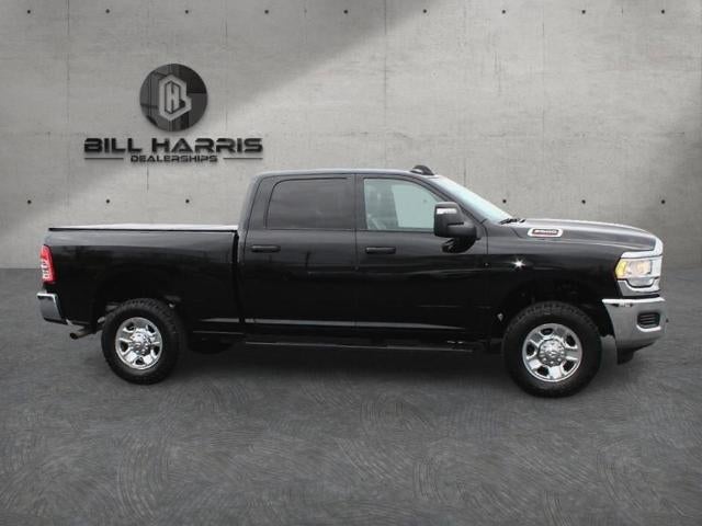 2023 RAM 2500 Tradesman 4x4 Crew Cab 6'4" Box
