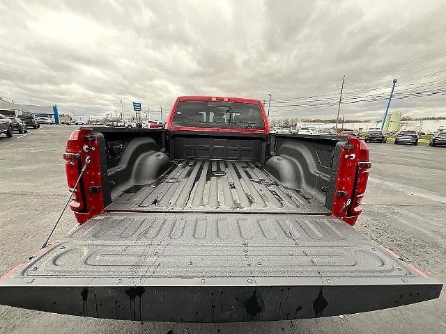 2026 RAM 2500 Tradesman 4x4 Crew Cab 6'4" Box