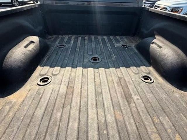 2017 RAM 2500 Tradesman 4x4 Crew Cab 6'4" Box