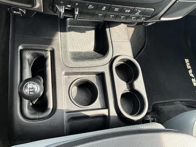 2017 RAM 2500 Tradesman 4x4 Crew Cab 6'4" Box