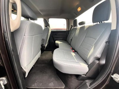 2017 RAM 2500 Tradesman 4x4 Crew Cab 6'4" Box