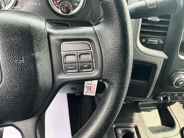 2017 RAM 2500 Tradesman 4x4 Crew Cab 6'4" Box