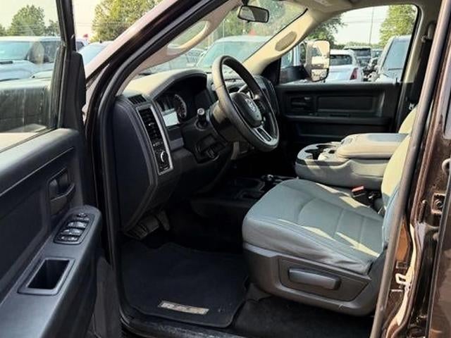 2017 RAM 2500 Tradesman 4x4 Crew Cab 6'4" Box