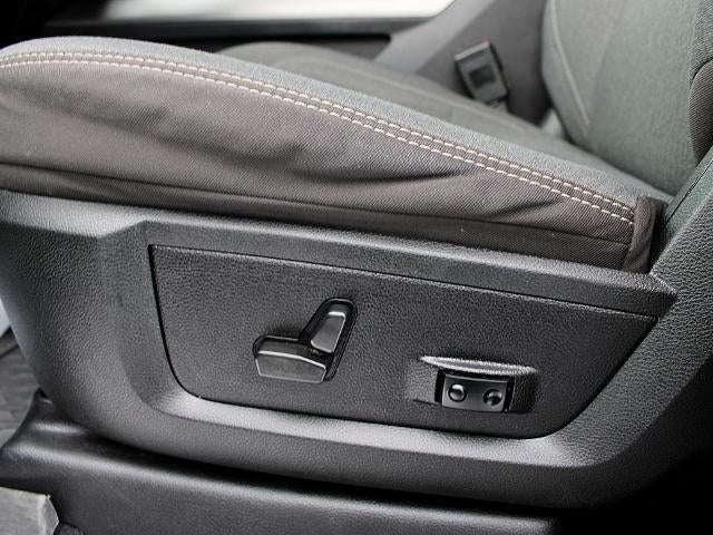 2022 RAM 2500 Big Horn 4x4 Crew Cab 6'4" Box