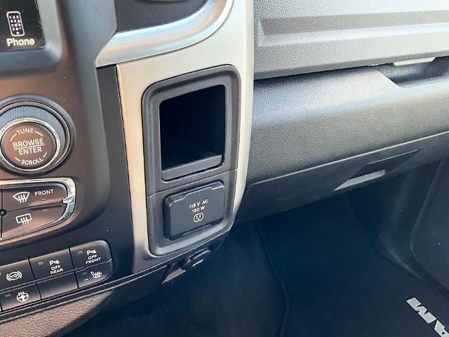 2017 RAM 2500 SLT 4x4 Crew Cab 6'4" Box