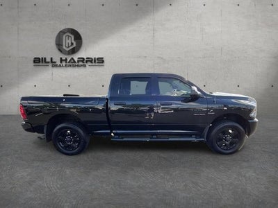 2017 RAM 2500 SLT 4x4 Crew Cab 6'4" Box