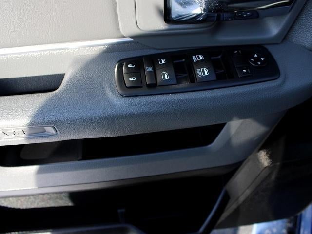 2016 RAM 2500 4WD Crew Cab 6.4 Ft Box Big Horn