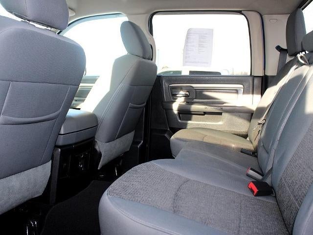 2016 RAM 2500 4WD Crew Cab 6.4 Ft Box Big Horn