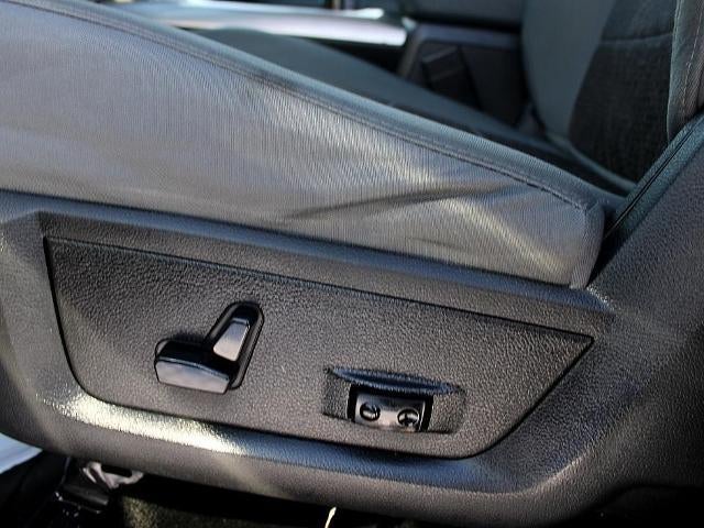 2016 RAM 2500 4WD Crew Cab 6.4 Ft Box Big Horn