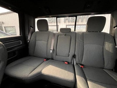 2019 RAM 2500 Big Horn 4x4 Crew Cab 6'4" Box