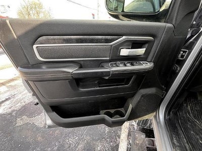 2019 RAM 2500 Big Horn 4x4 Crew Cab 6'4" Box