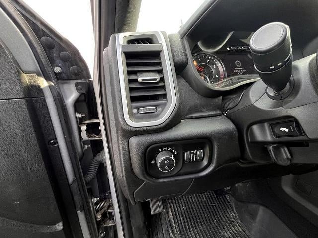 2019 RAM 2500 Big Horn 4x4 Crew Cab 6'4" Box