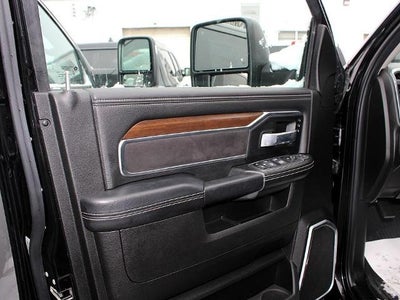 2023 RAM 2500 Laramie 4x4 Crew Cab 6'4" Box