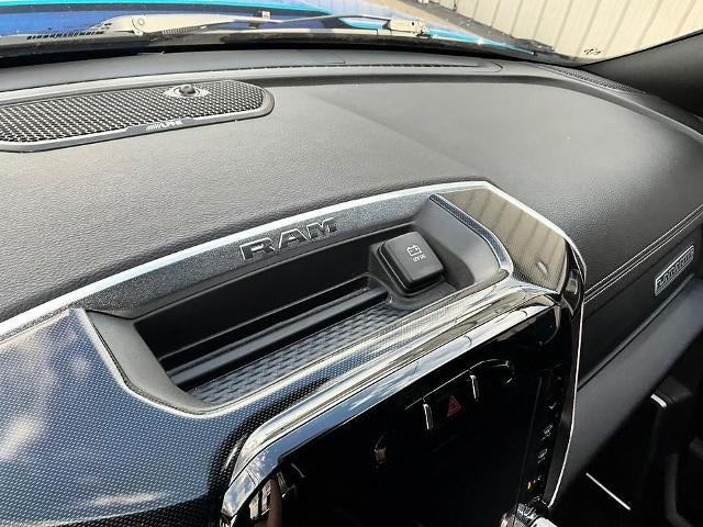 2022 RAM 2500 Laramie 4x4 Crew Cab 6'4" Box