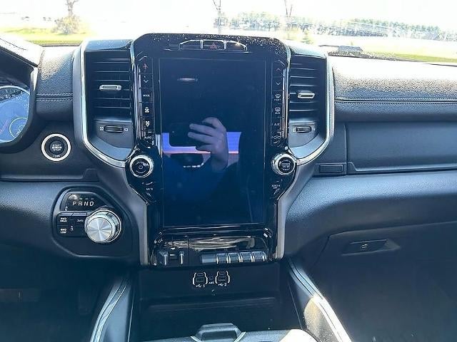 2022 RAM 2500 Laramie 4x4 Crew Cab 6'4" Box