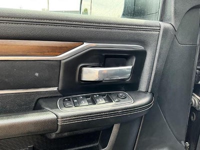 2022 RAM 2500 Laramie 4x4 Crew Cab 6'4" Box