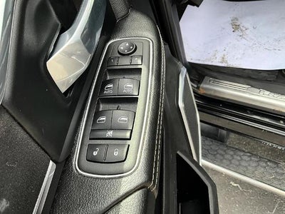 2022 RAM 2500 Laramie 4x4 Crew Cab 6'4" Box