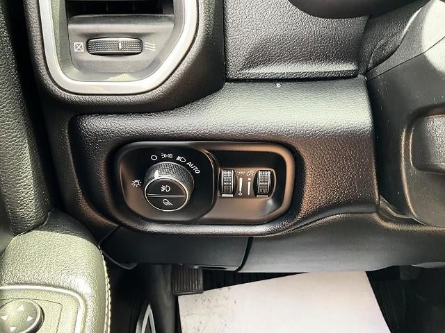 2022 RAM 2500 Laramie 4x4 Crew Cab 6'4" Box