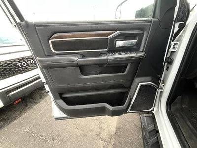 2022 RAM 2500 Laramie 4x4 Crew Cab 6'4" Box