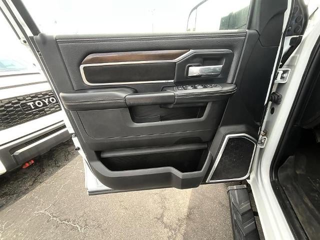 2022 RAM 2500 Laramie 4x4 Crew Cab 6'4" Box