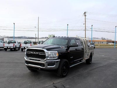 2022 RAM 2500 Tradesman 4x4 Crew Cab 8' Box