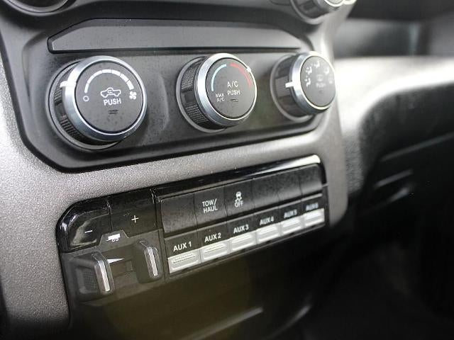 2022 RAM 2500 Tradesman 4x4 Crew Cab 8' Box