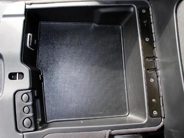 2022 RAM 2500 Tradesman 4x4 Crew Cab 8' Box