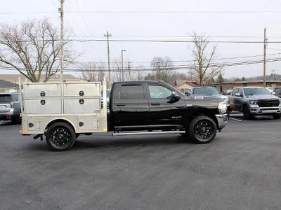 2022 RAM 2500 Tradesman 4x4 Crew Cab 8' Box