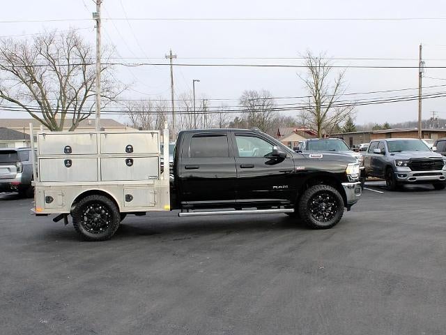 2022 RAM 2500 Tradesman 4x4 Crew Cab 8' Box
