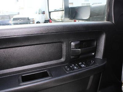 2015 RAM 2500 4WD Crew Cab 8 Ft Box Tradesman
