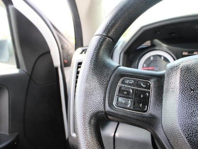 2015 RAM 2500 4WD Crew Cab 8 Ft Box Tradesman