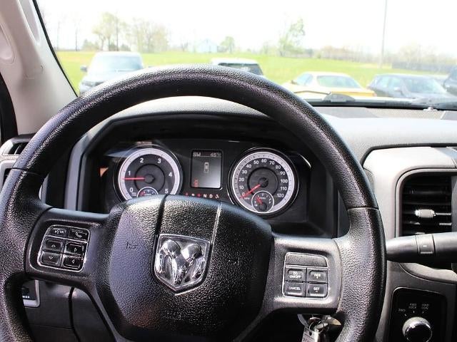 2015 RAM 2500 4WD Crew Cab 8 Ft Box Tradesman